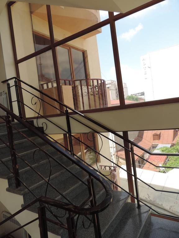 Begi Hotel تبليسي المظهر الخارجي الصورة