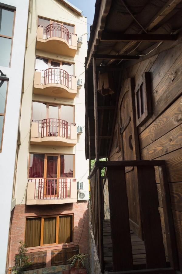 Begi Hotel تبليسي المظهر الخارجي الصورة